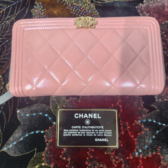 Chanel Boy Wallet - Picture 14 of 14